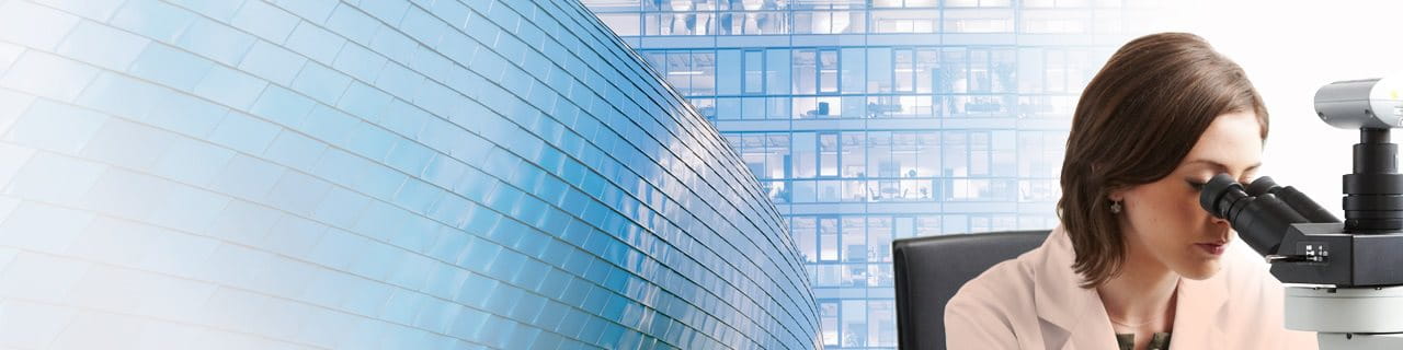 Специалисты компании Байерсдорф